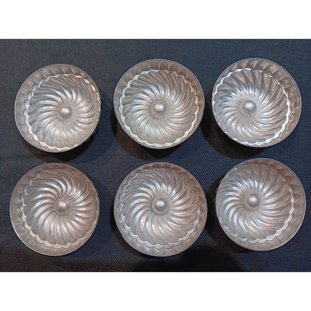 Vintage Aluminum Mini Jello Molds Set of 6 Silver Round Swirl Fluted 3.5 Inch - Picture 2 of 6